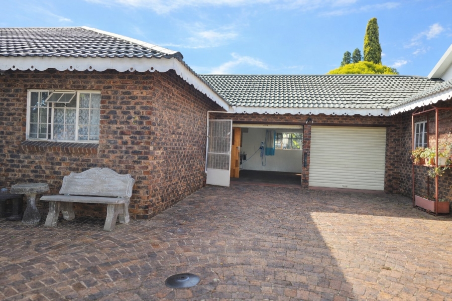 3 Bedroom Property for Sale in Sasolburg Ext 11 Free State